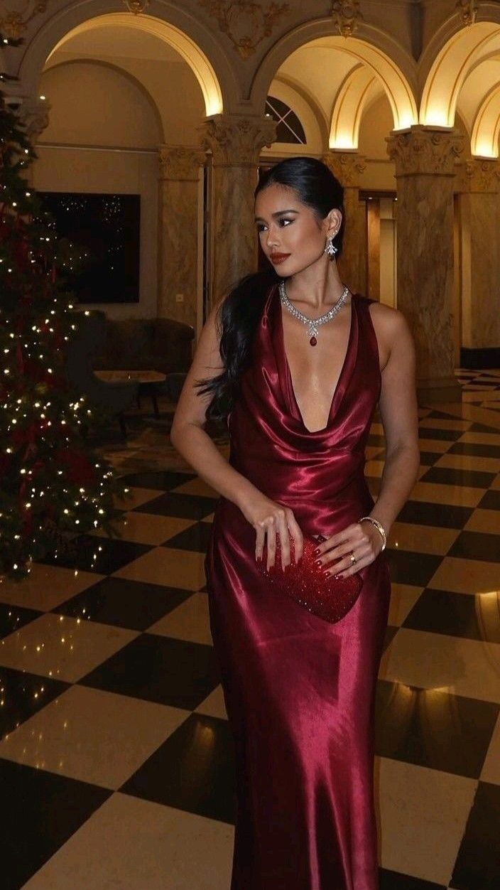 Robe de soirée longue fourreau bordeaux J6015