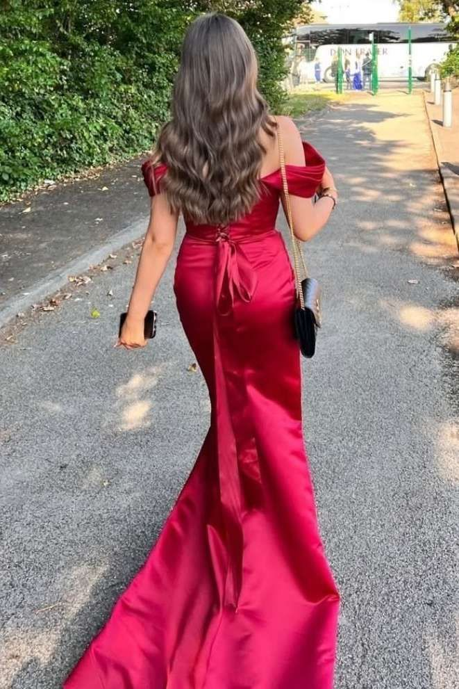 Robe de soirée sirène en satin rouge à épaules dénudées J6029