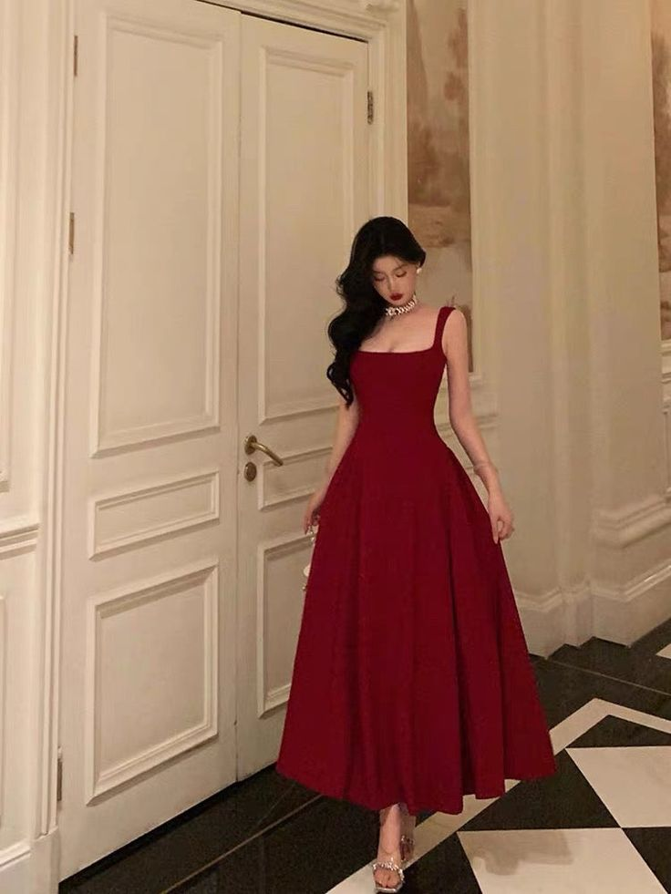 Robe de soirée élégante bordeaux coupe A J6051