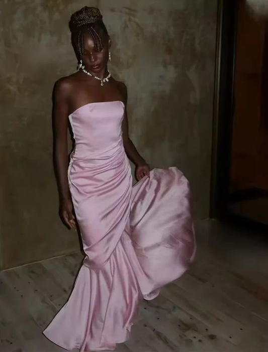 Robe de soirée sirène rose sans bretelles en satin J6073