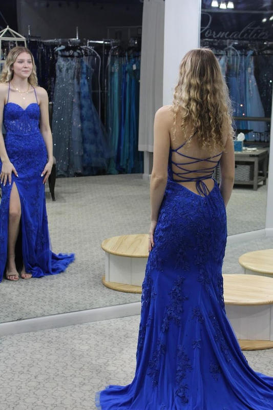 Robe de bal longue sirène bleu roi à bretelles et appliques J6086