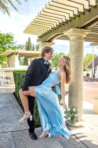 Träger Blaues Satin A-Linie Ballkleid J6103