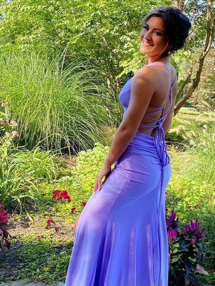 Lilafarbenes Meerjungfrau-Ballkleid mit Trägern und Schnürung am Rücken J6131