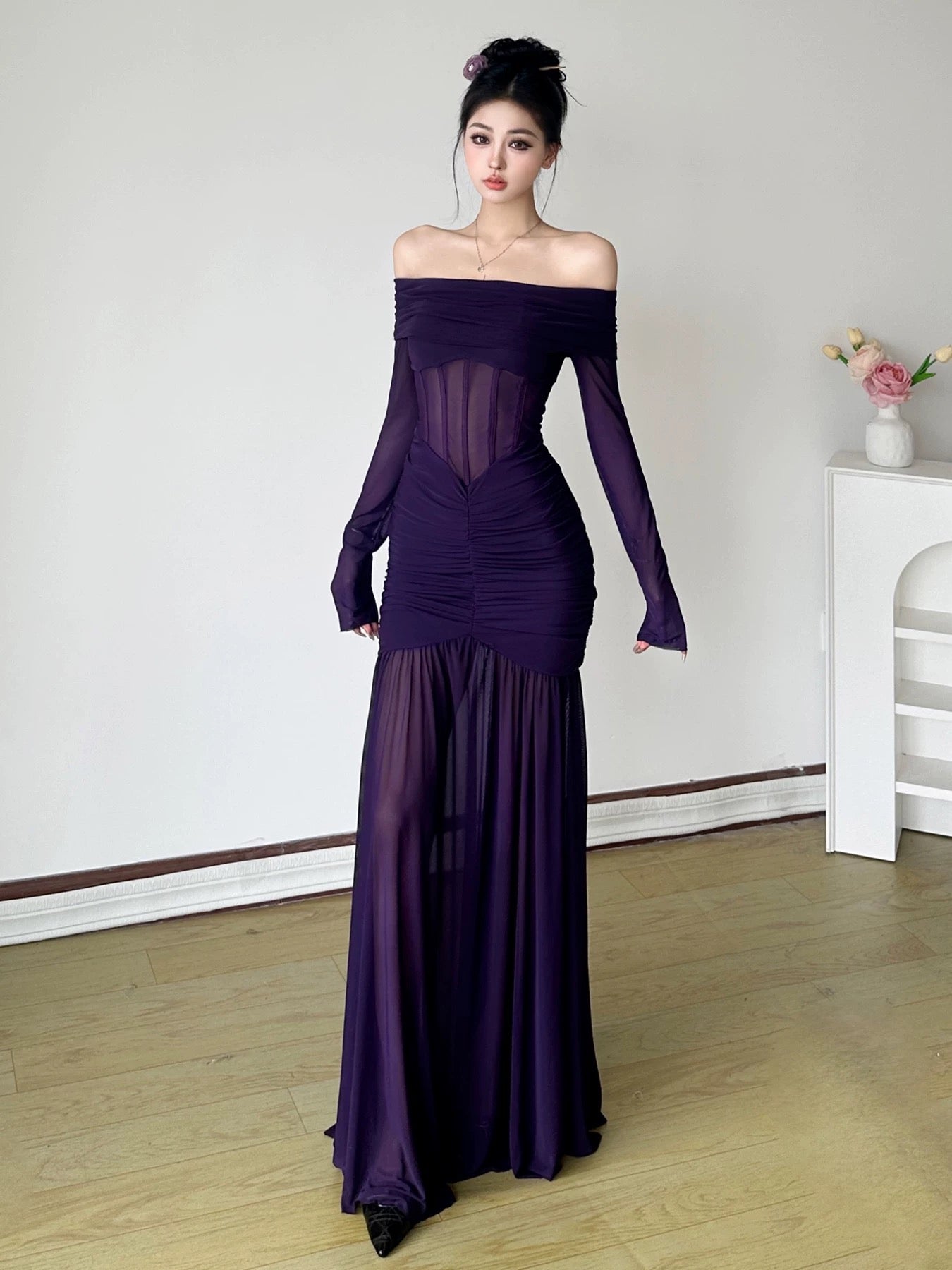 Robe de soirée sirène violette à épaules dénudées J6166