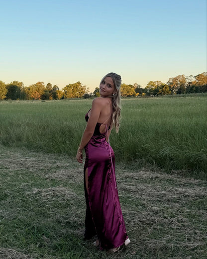 Satin Meerjungfrau Ballkleid mit Schnürung am Rücken Satin Abendkleid J6185
