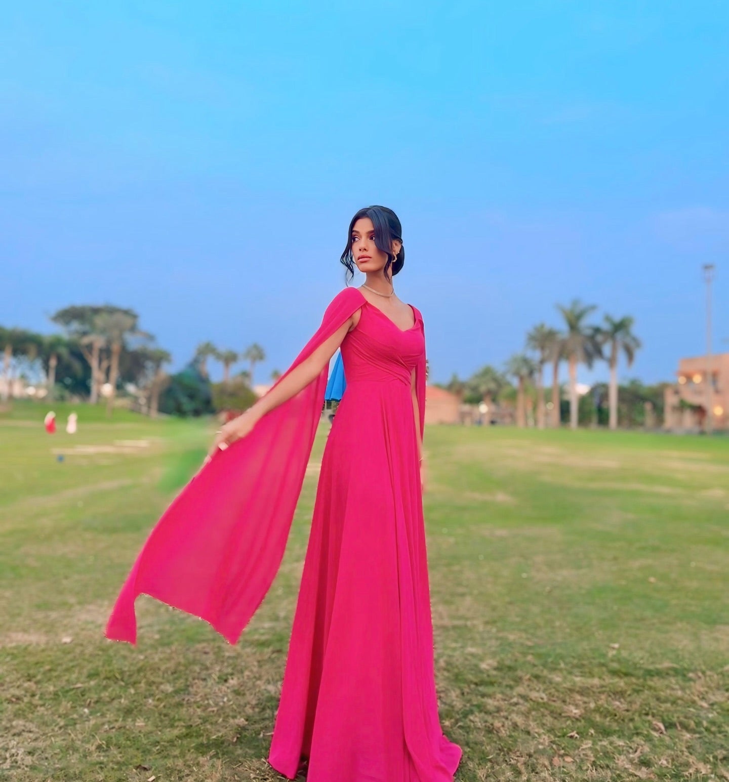 Robe de bal trapèze rose vif en mousseline de soie, robe d'invitée de mariage J6195