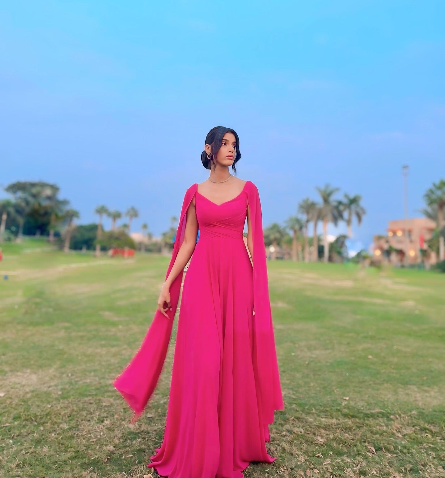Robe de bal trapèze rose vif en mousseline de soie, robe d'invitée de mariage J6195