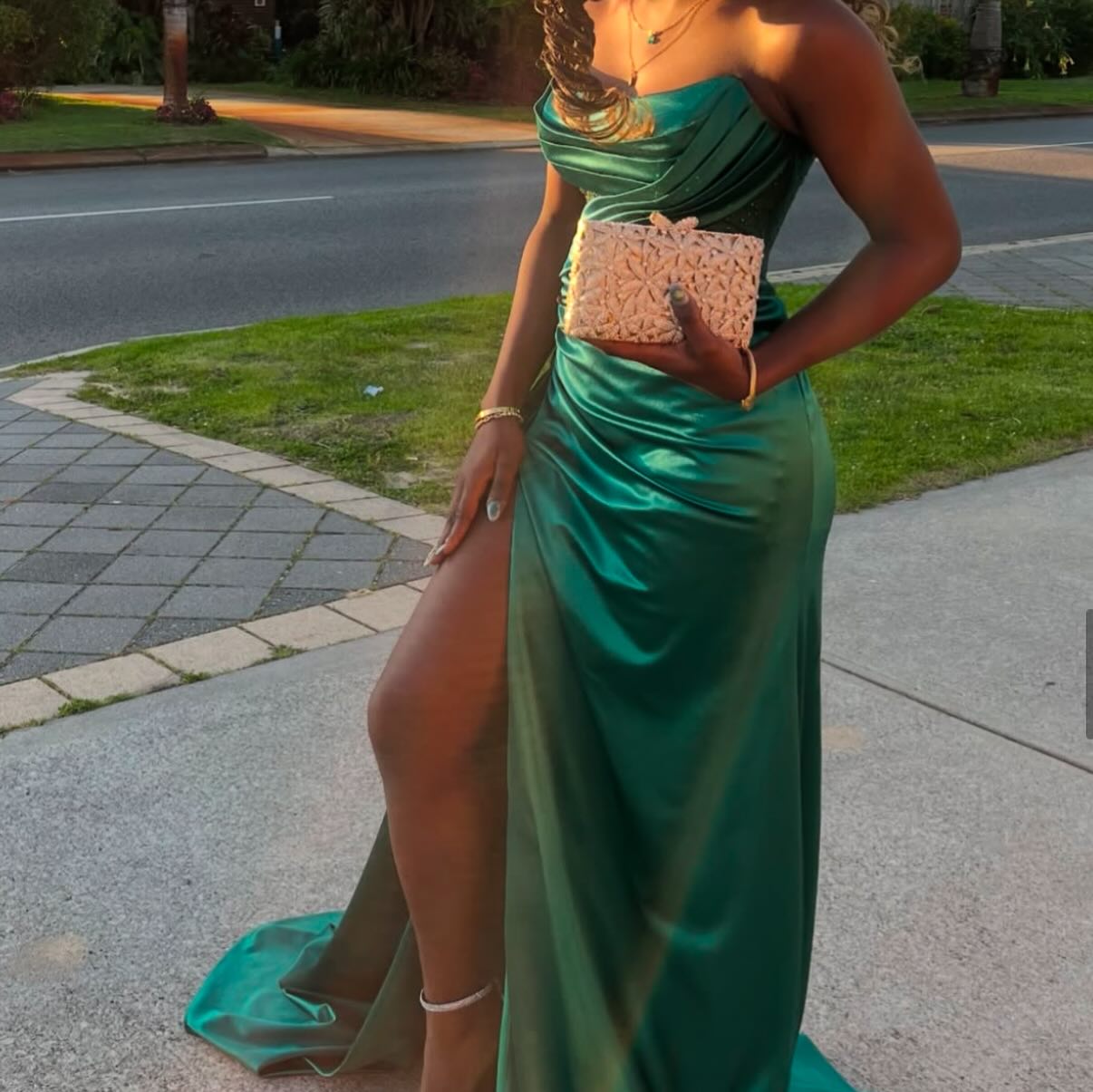 Meerjungfrau Grün Ballkleid Satin Geburtstag Outfit Kleid J6211