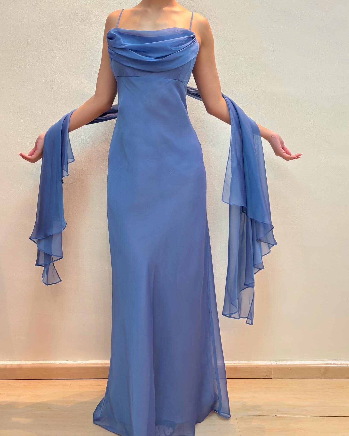 Spaghettiträger Blau Chiffon Rüschen Ballkleid Vintage Abendkleid J6256