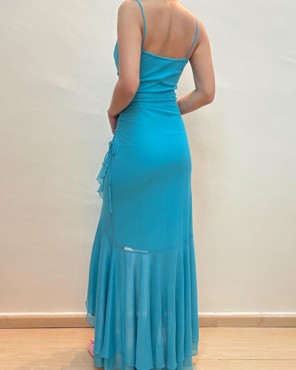 Robe de soirée vintage à bretelles spaghetti et volants bleus J6257