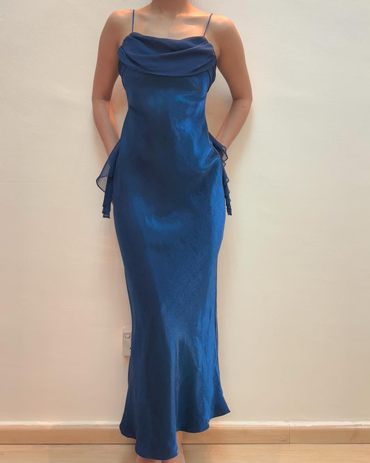 Meerjungfrau-Ballkleid mit Spaghettiträgern und blauen Rüschen J6291