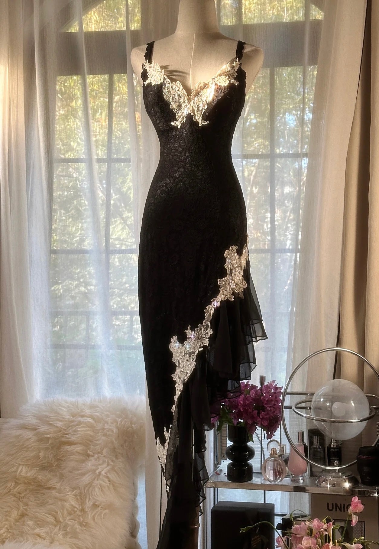 Applique Black Lace Prom Dress Vintage Formal Party Gown J6323