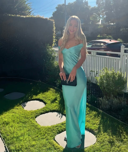 Schulterfreies blaues Etui-Ballkleid aus Satin, Abschlusskleid J7782