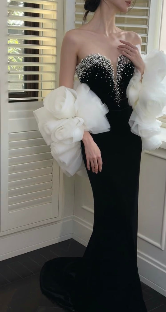 Sweetheart Velvet Black Prom Dress Elegant Formal Evening Gown J6335