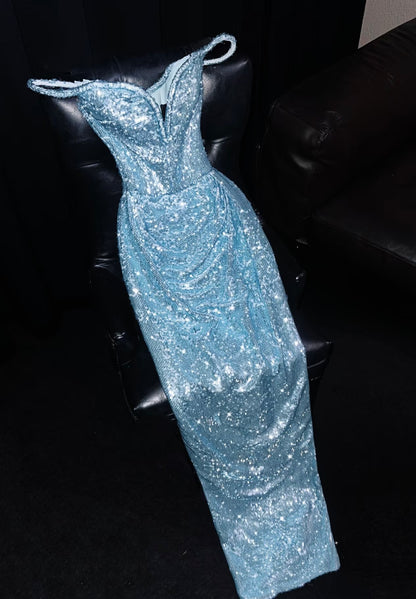 Schulterfreies, blaues Pailletten-Ballkleid mit Etui-Abendkleid J6339