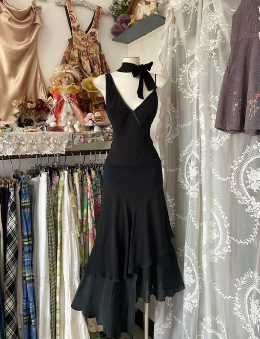 Elegantes formelles schwarzes Kleid mit Rüschen in A-Linie, Ballkleid J6383