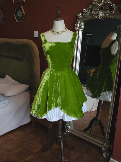 A Line Green Velvet Homecoming Dress Short Prom Dress J6649