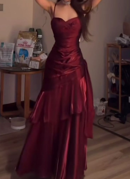 Burgunderrotes Ballkleid mit Spaghettiträgern und Rüschen, formelles Partykleid J6464