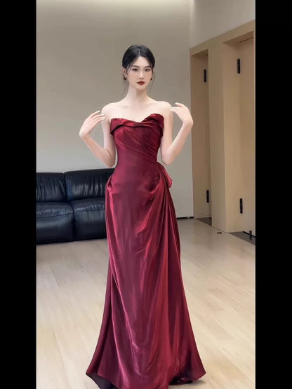 Robe de soirée bordeaux bustier J6476