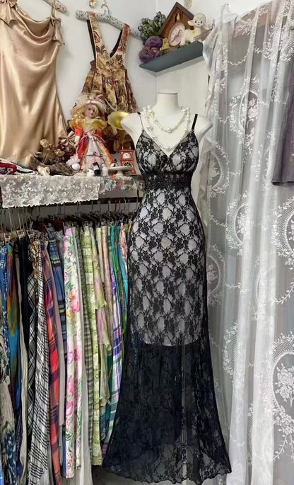 Spaghettiträger Schwarze Spitze Meerjungfrau Ballkleid Vintage Abendkleid J6568