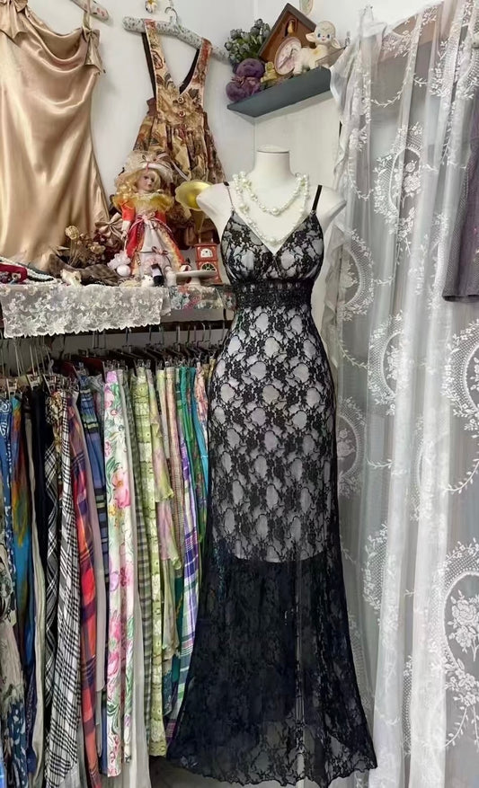 Spaghettiträger Schwarze Spitze Meerjungfrau Ballkleid Vintage Abendkleid J6568