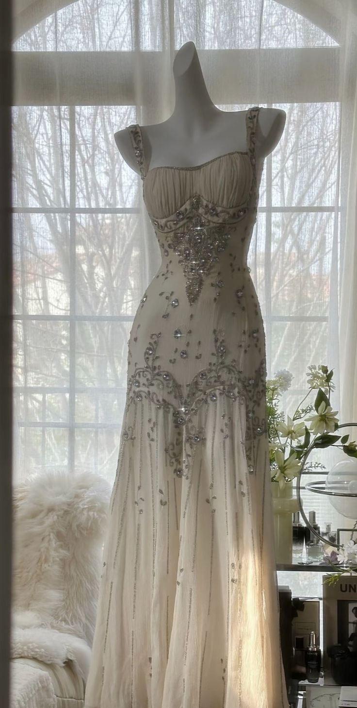 Robe de bal vintage en mousseline de soie, coupe trapèze, avec perles, tenue d'anniversaire, J6598