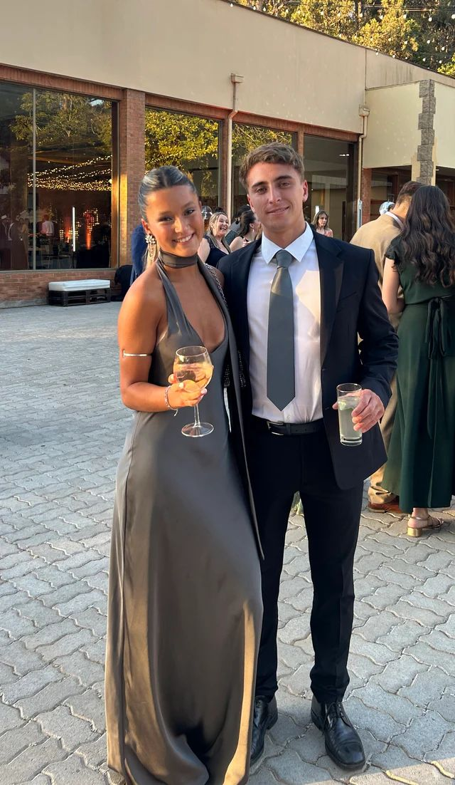 Robe de soirée formelle en satin de Gary, coupe A-Line, J6599