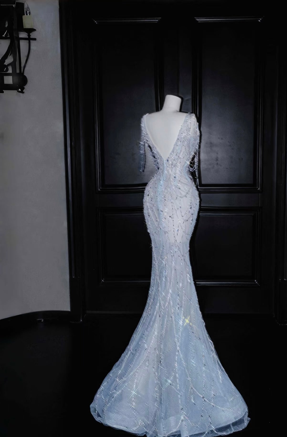 Robe de soirée sirène bleu ciel à col en V et dentelle J6601