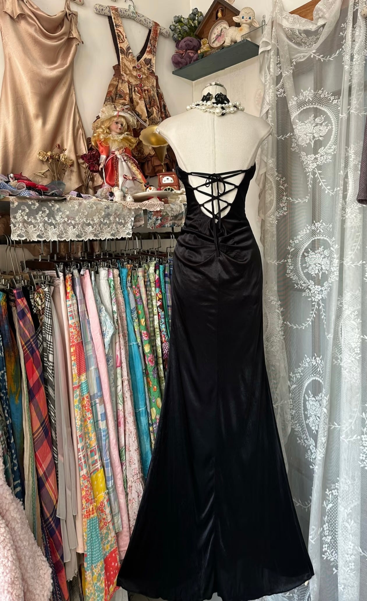 Black Mermaid Vintage Dress Satin Black Prom Dress J6606