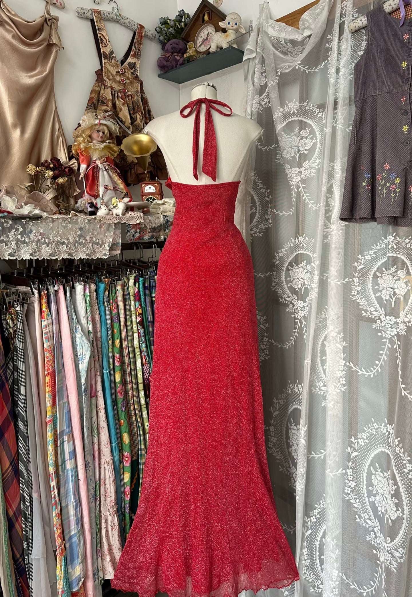 Halter Mermaid Red Vintage Dress Ruffle Formal Prom Dress J6610