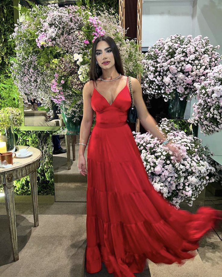 Robe de soirée formelle en satin rouge coupe A pour invité de mariage J6630