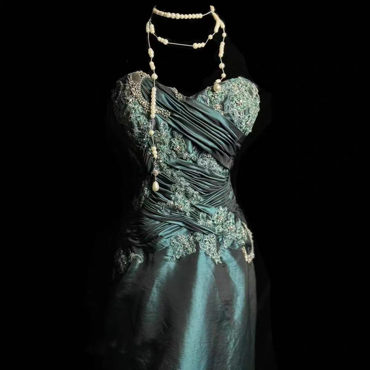 Sweetheart Meerjungfrau Ballkleid Applikation Satin Abendkleid J6654