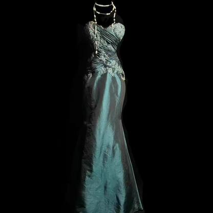 Sweetheart Meerjungfrau Ballkleid Applikation Satin Abendkleid J6654