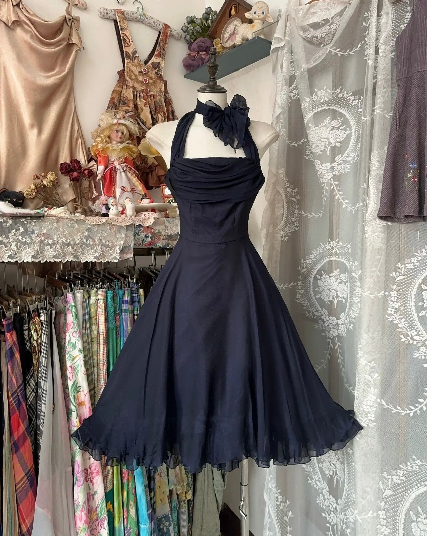 Robe de bal courte à volants en mousseline de soie, coupe trapèze, J6673