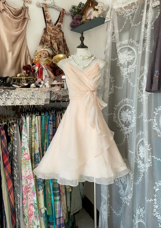 Robe de bal courte trapèze à volants en mousseline de soie J6674