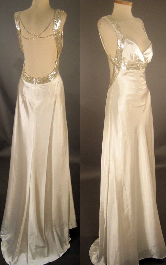Rückenfreies A-Linie Satin Abendkleid Sexy Formales Kleid J6712