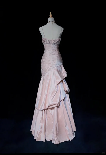 Robe de soirée sirène rose en satin et perles J6755