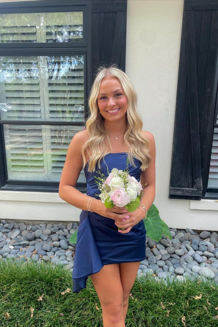 Marineblaues Mini-Cocktailkleid, kurzes Heimkehrkleid J6786