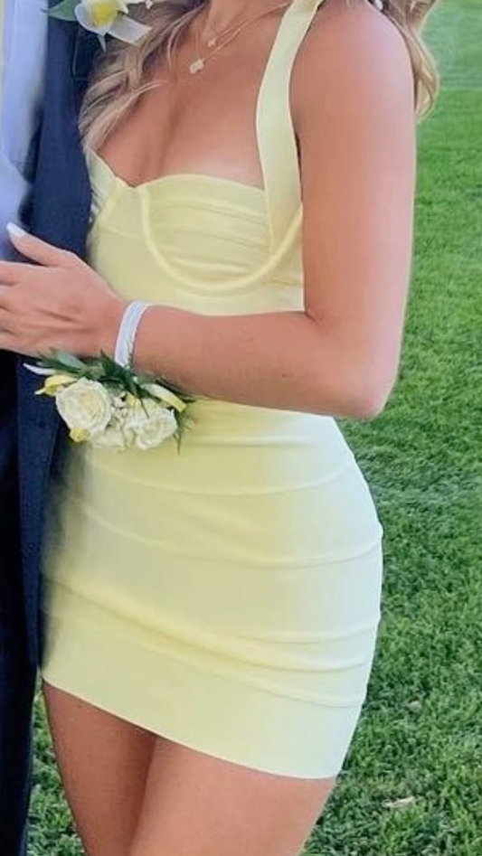 Robe fourreau courte jaune pour bal de fin d'année J6803