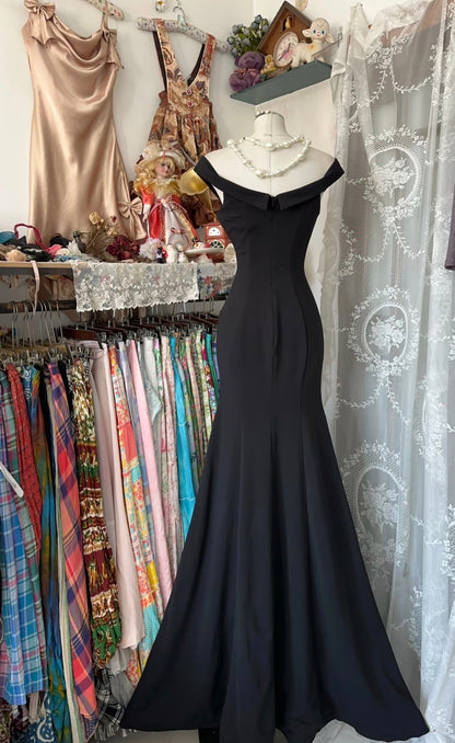 Schulterfreies schwarzes Meerjungfrau-Abendkleid, formelles Ballkleid J6817