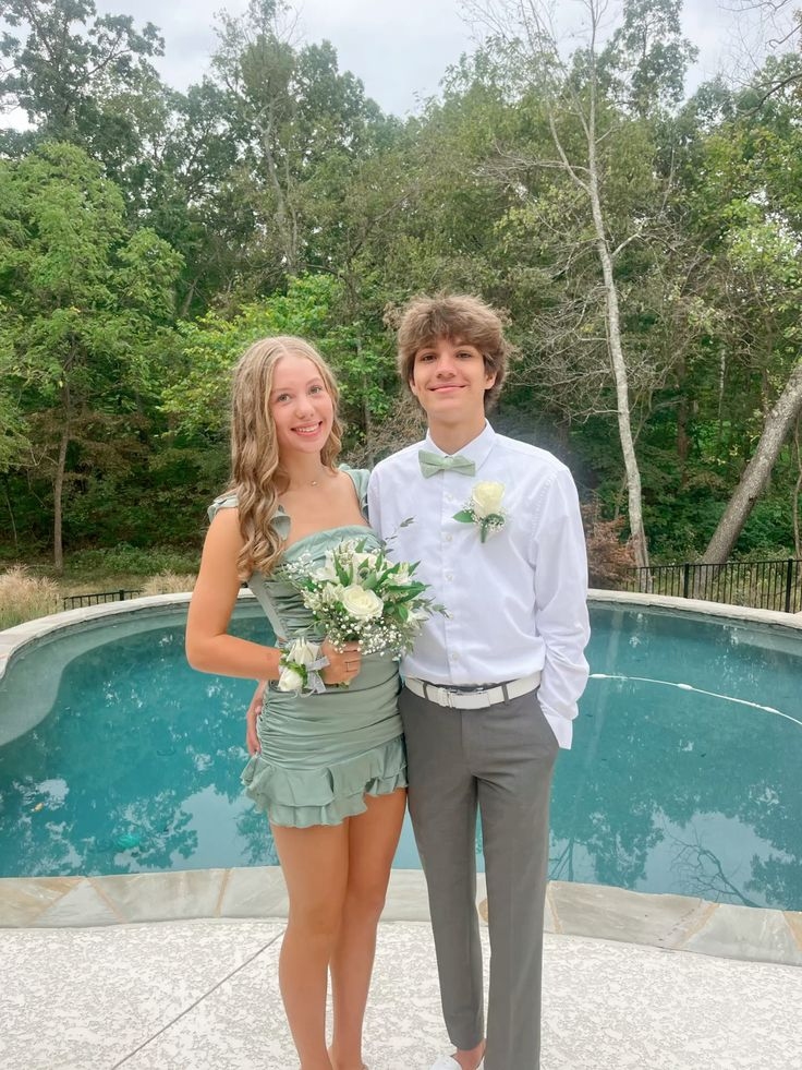 Green Ruffle Sheath Short Homecoming Dress Short Prom Dress J6858