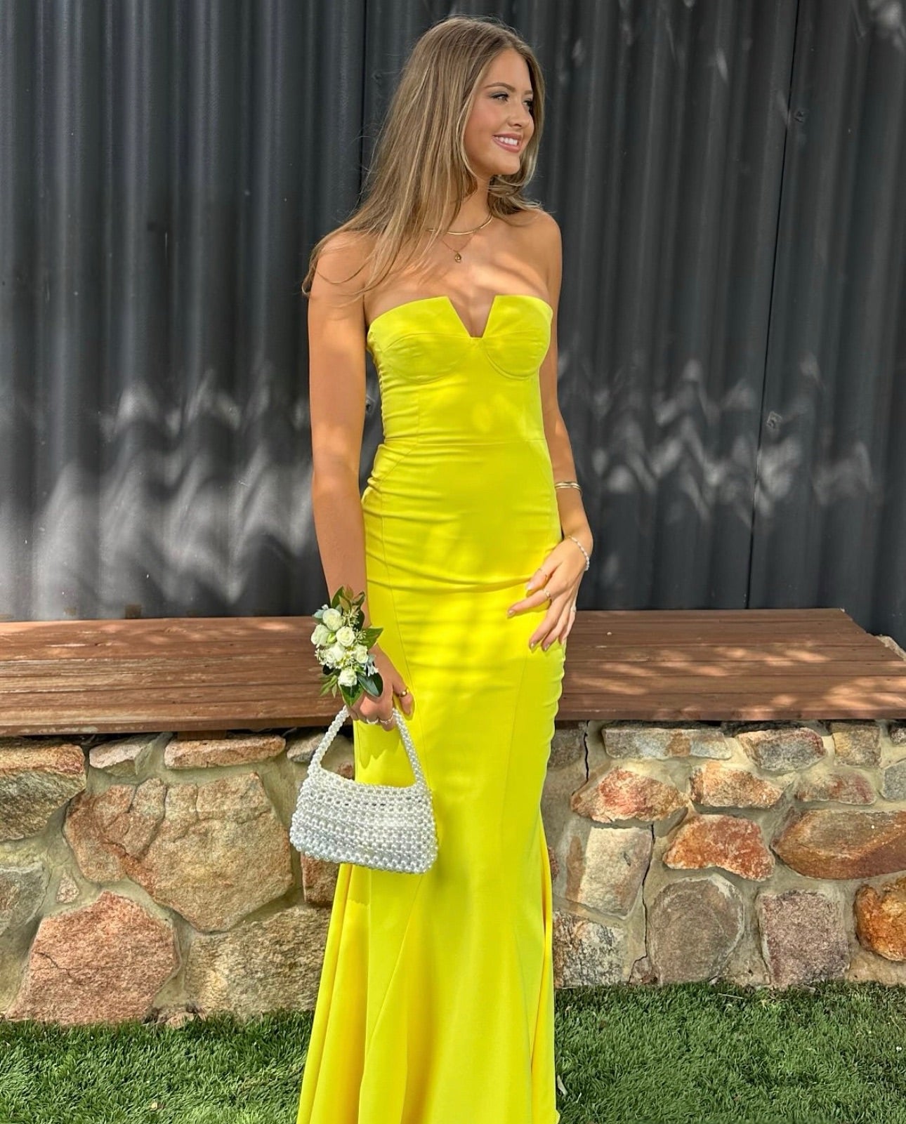 Robe de bal sirène jaune simple, robe d'invitée de mariage J6915