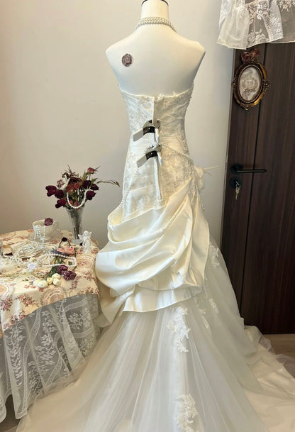 Strapless Applique Wedding Dress Elegant Bridal Dress J7718