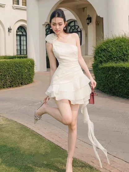 Robe de soirée courte asymétrique à une épaule et coupe trapèze, robe d'anniversaire J7309