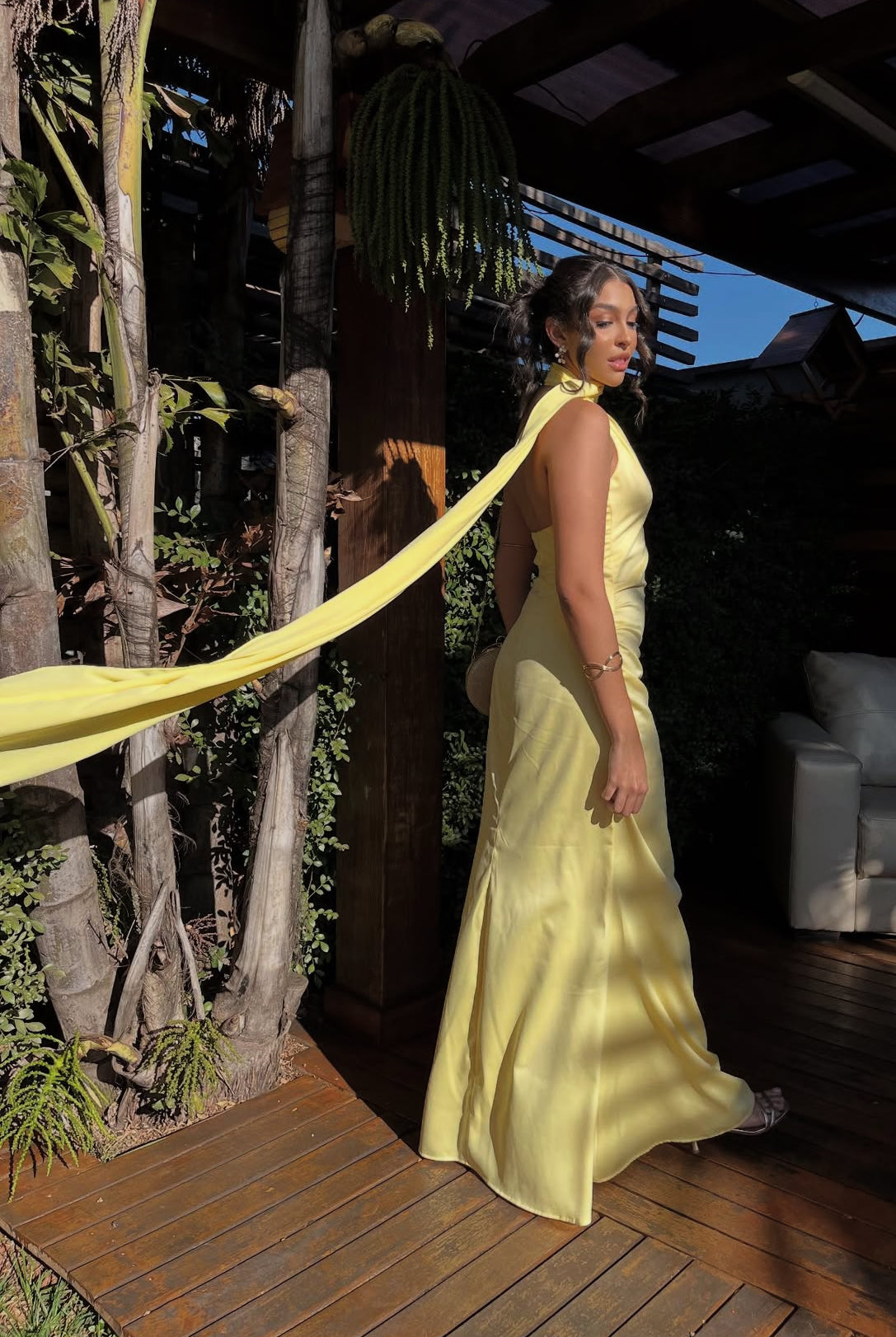 Robe de bal longue sirène jaune dos nu, robe d'invitée de mariage J8057