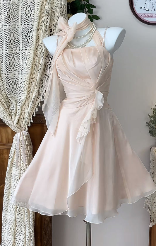 Robe de bal courte rose en mousseline de soie, coupe trapèze, J8411