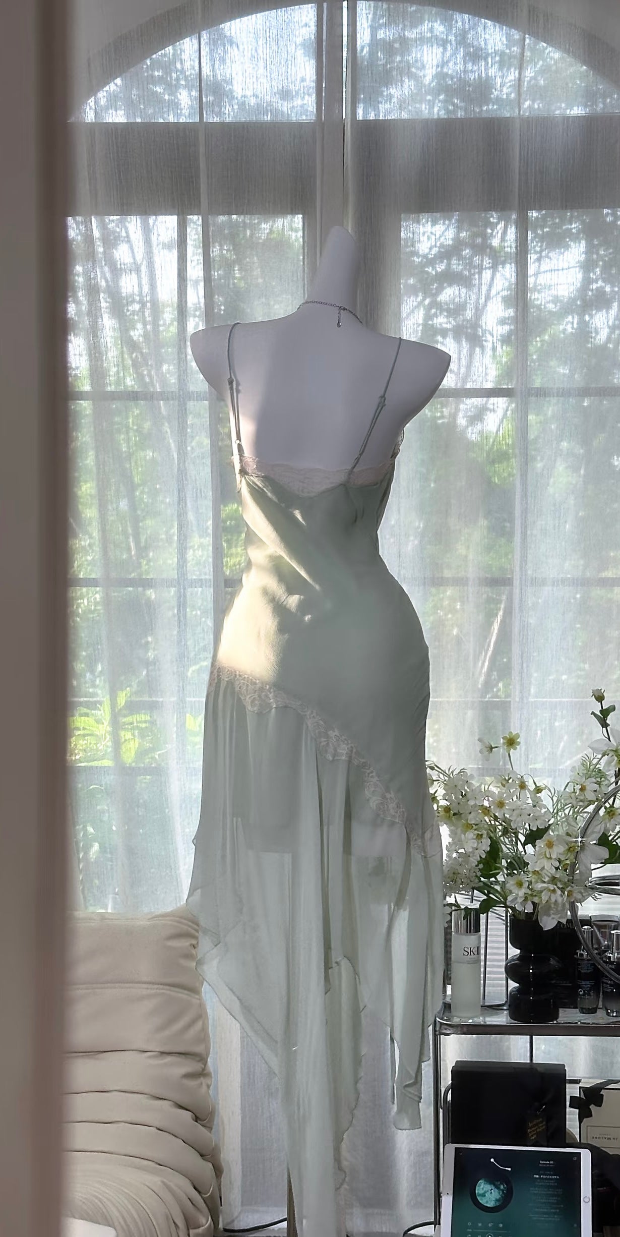 Spaghetti Straps V Neck Prom Dress Sexy Evening Dress With Lace J7648