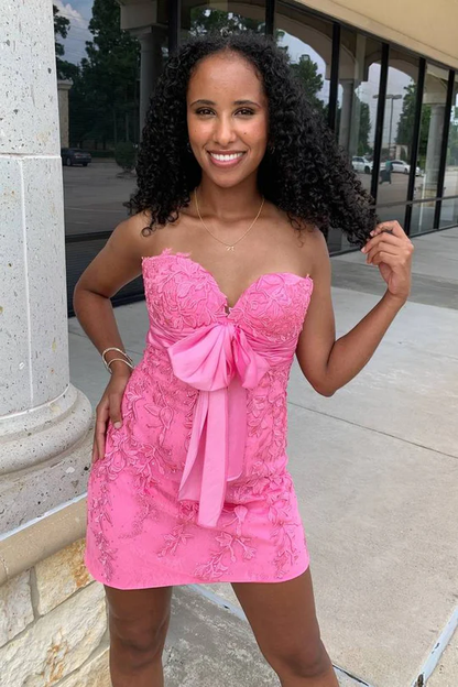 Robe de soirée moulante rose sans bretelles avec appliqués J6988