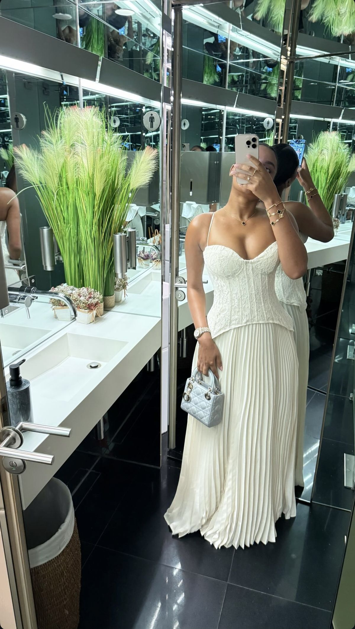 Rosa Etuikleid, lang, mit Seitenschlitz, Satin, formelles Kleid J8820