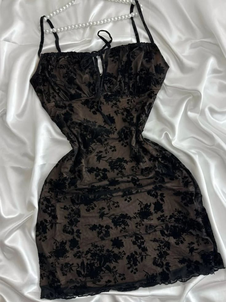 Vintage Lila Schwarz Spitzenträger Mini Homecoming Kleid J7661